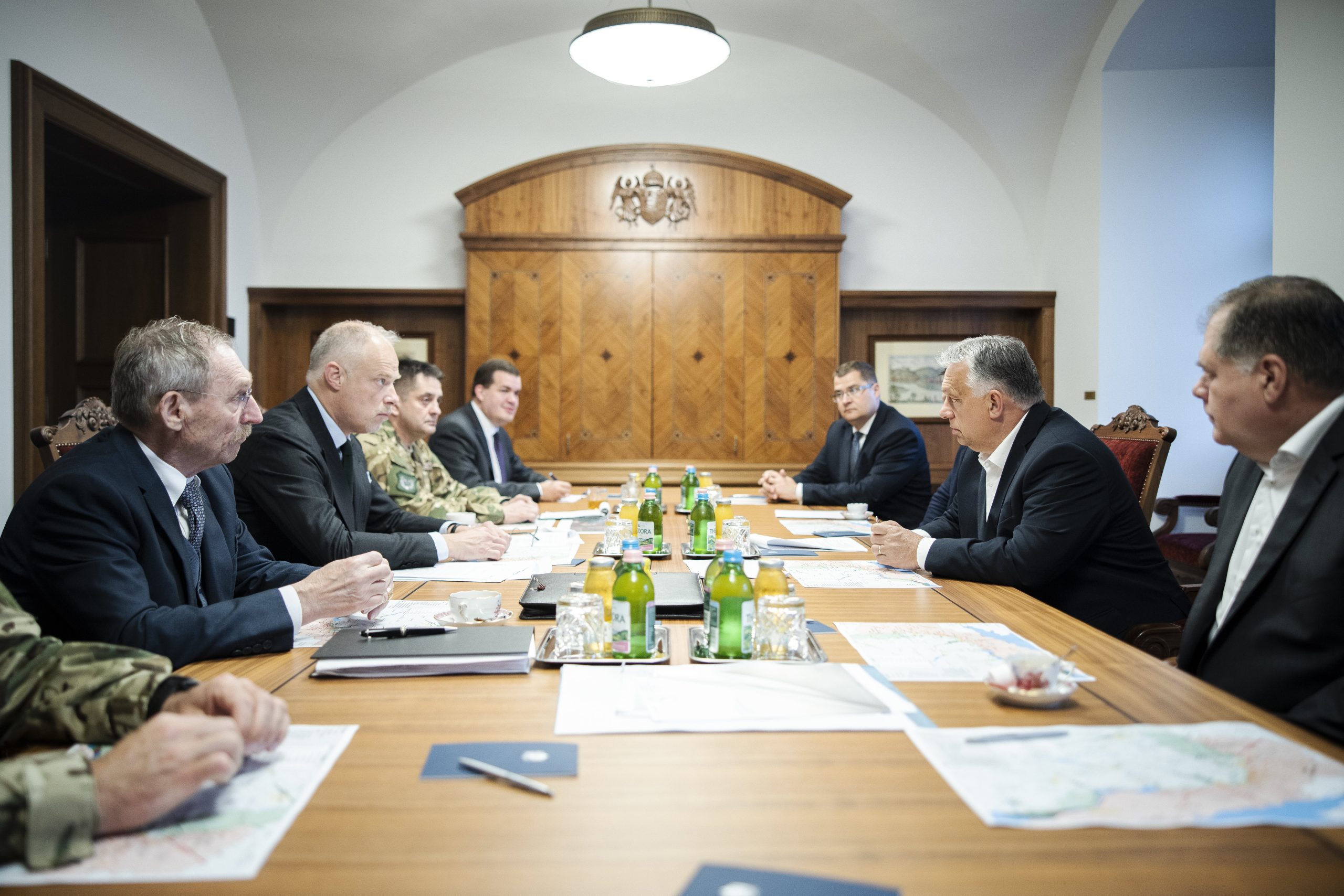 PINTÉR Sándor; NAGY János; ROGÁN Antal; SZALAY BOBROVNICZKY Kristóf; BÖRÖNDI Gábor; BORDÁS Gábor; ORBÁN Viktor