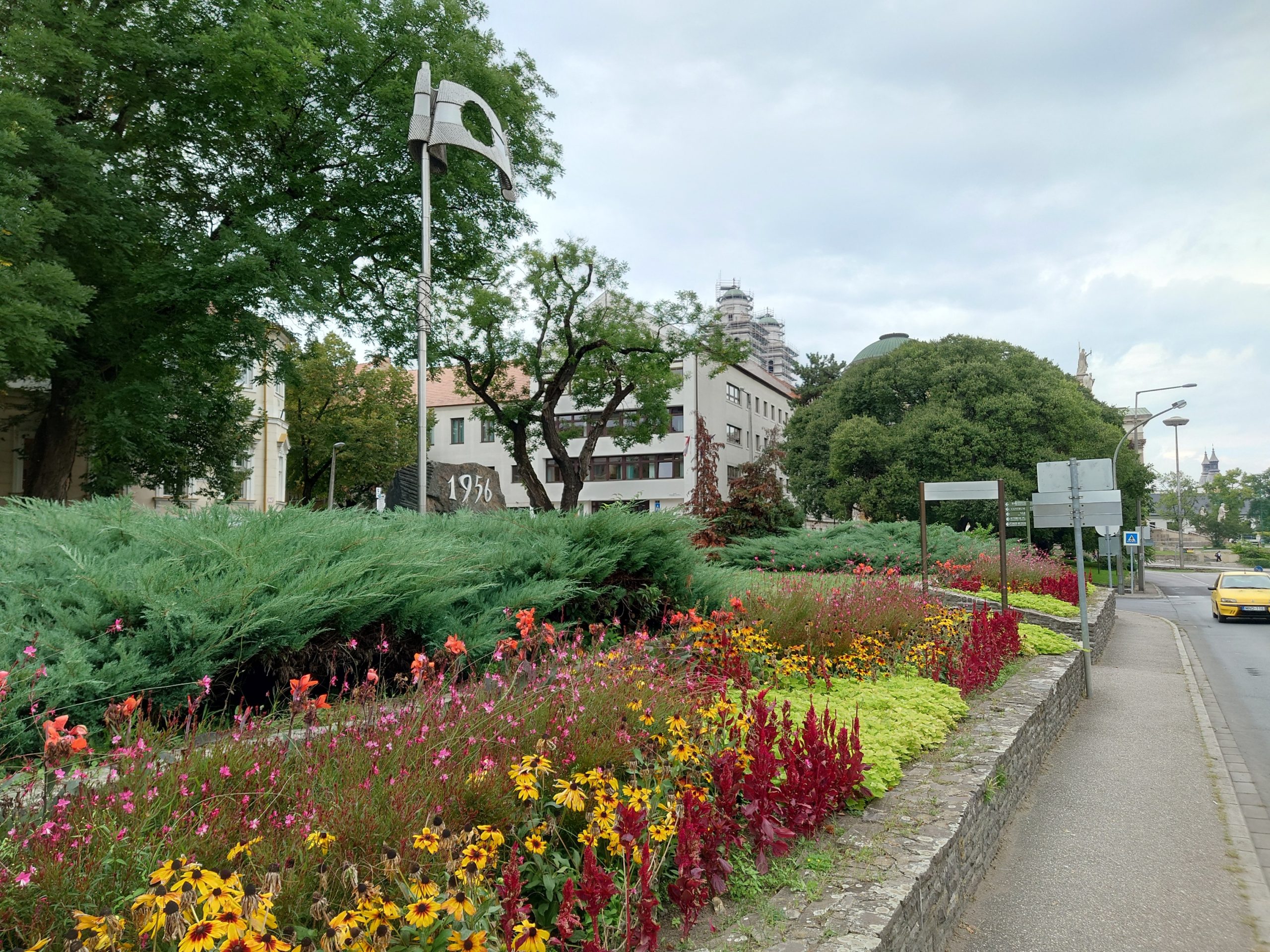 Hatvan kapu tér