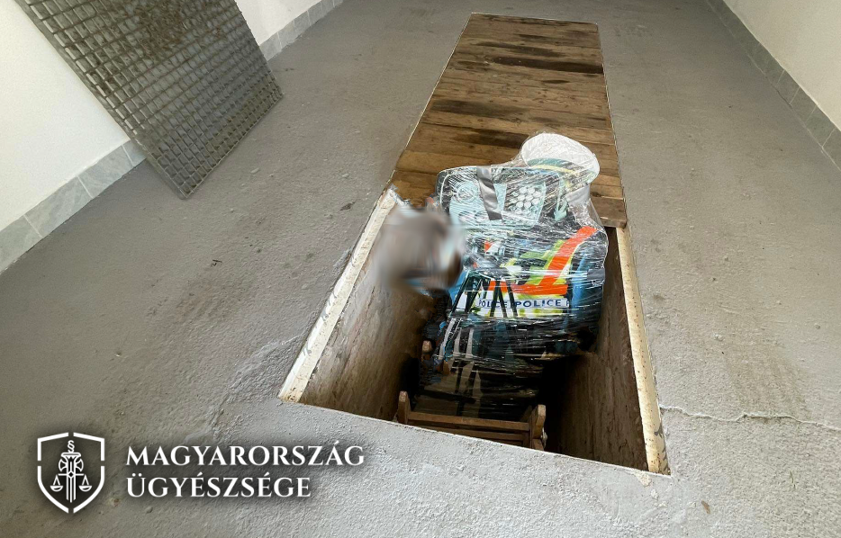 Bábu1 logó