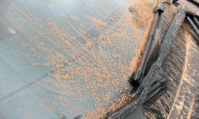 Szaharai sivatagi por auto