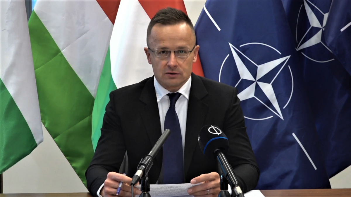 Szijjártó NATO