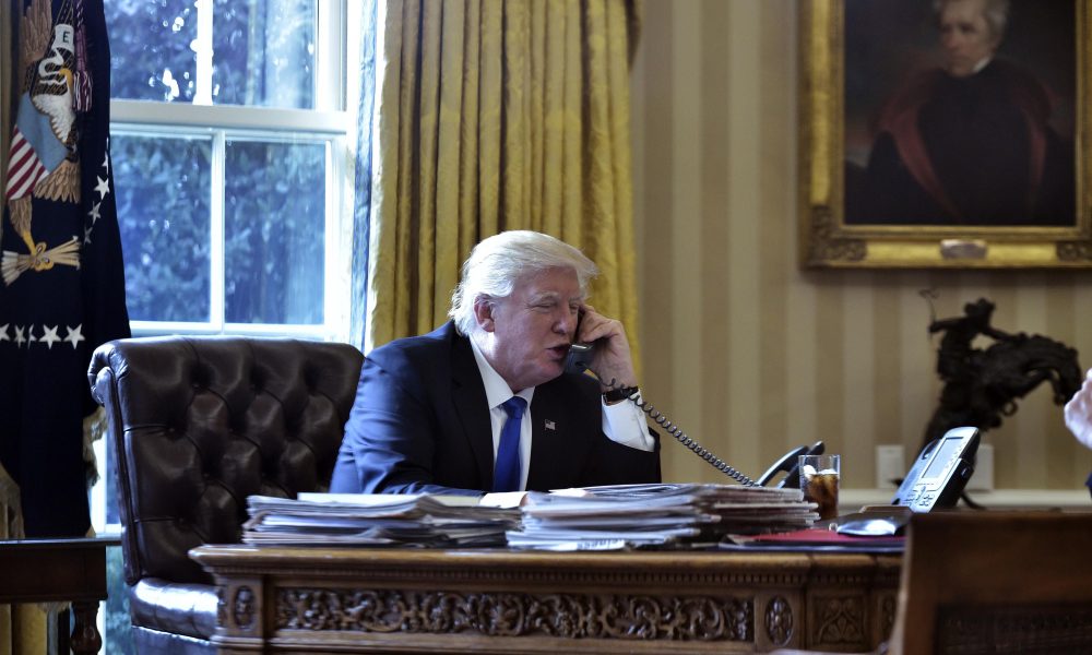 200629155852 trump phone putin