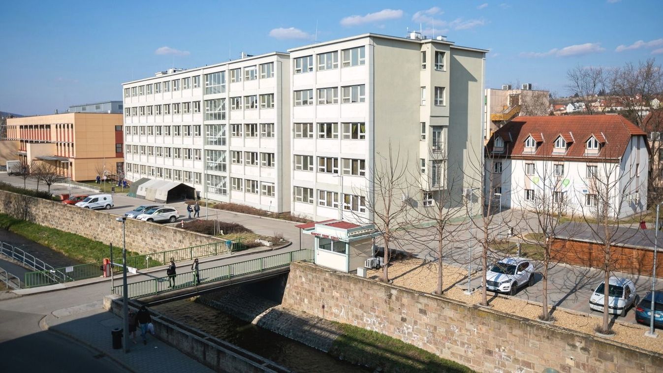 Kórház