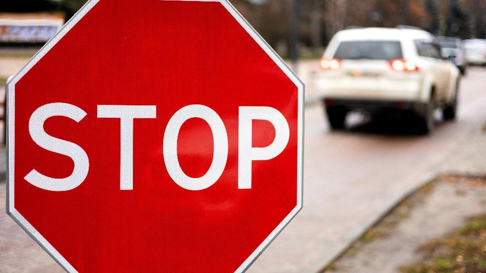 355 7689 355 8263 stop sign city 1
