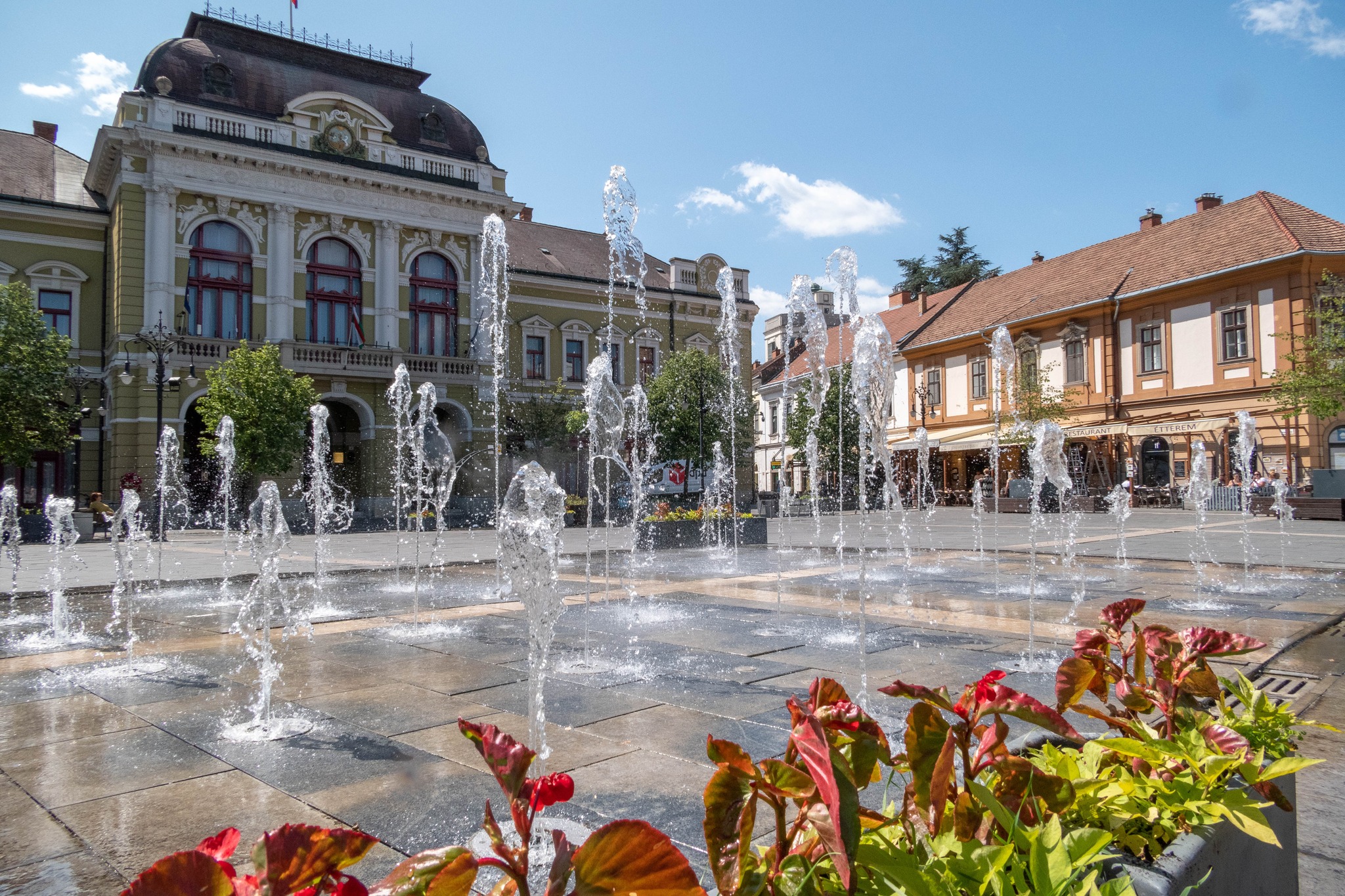 Eger Városháza nyár