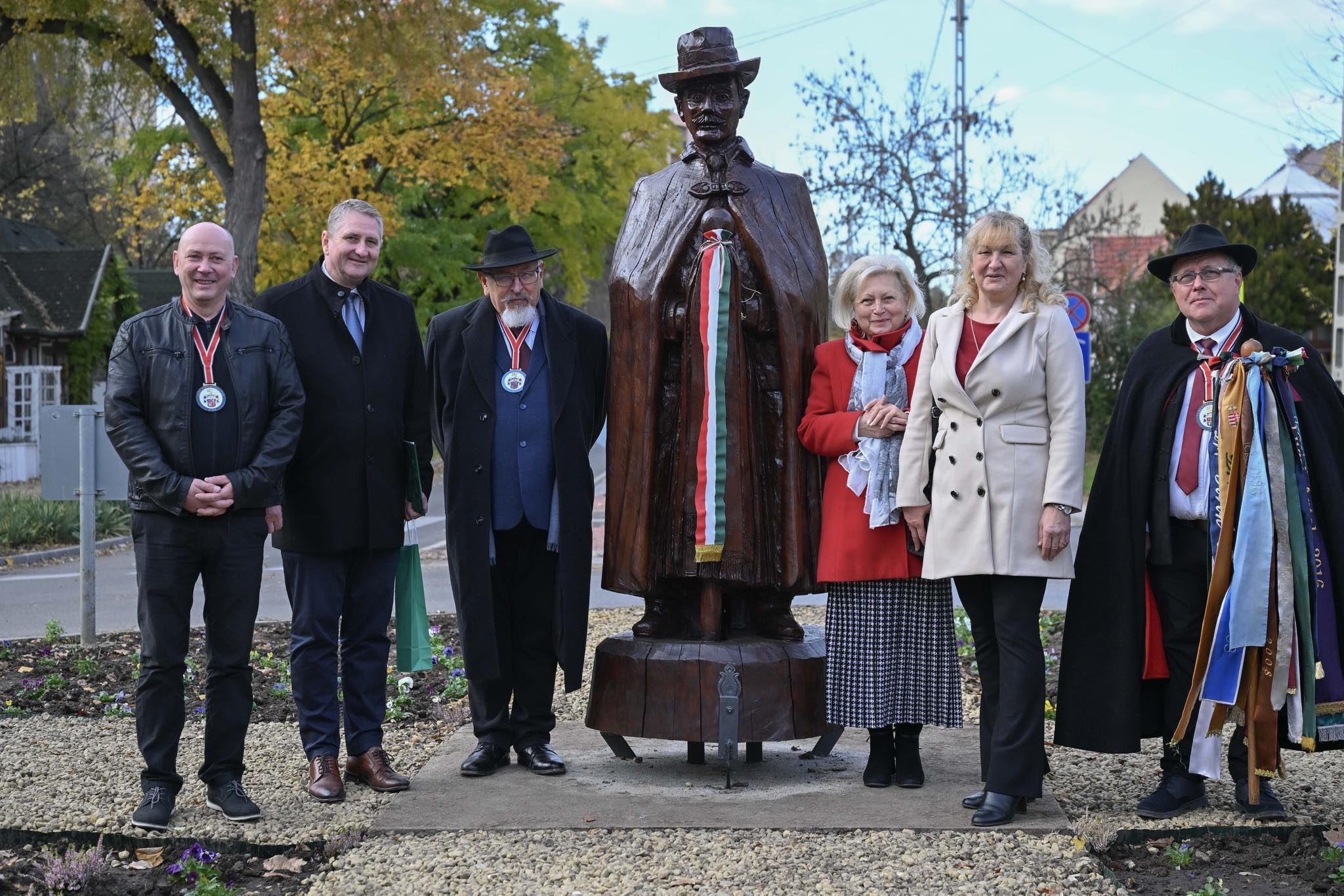 571991355 882056514981813 5804203402549677180 n