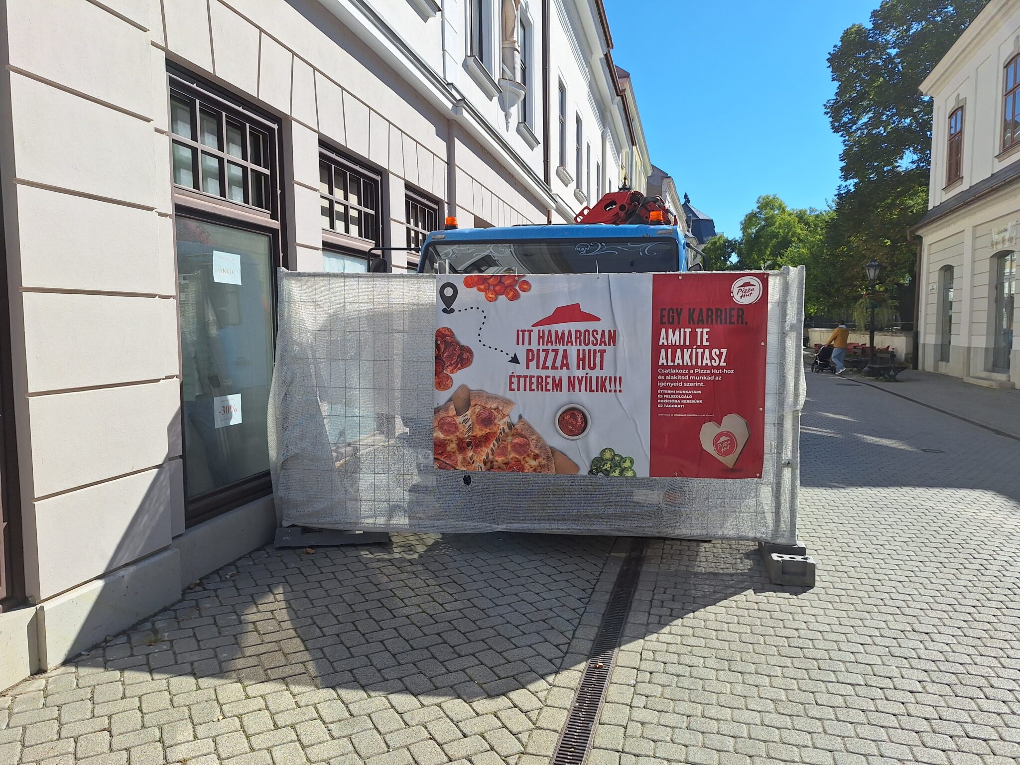 Pizzahut eger 2048x1536