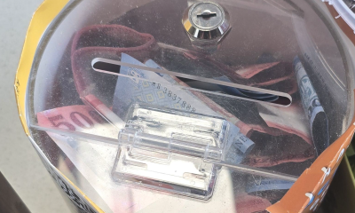 Adománygyűjtő ládát vitt el