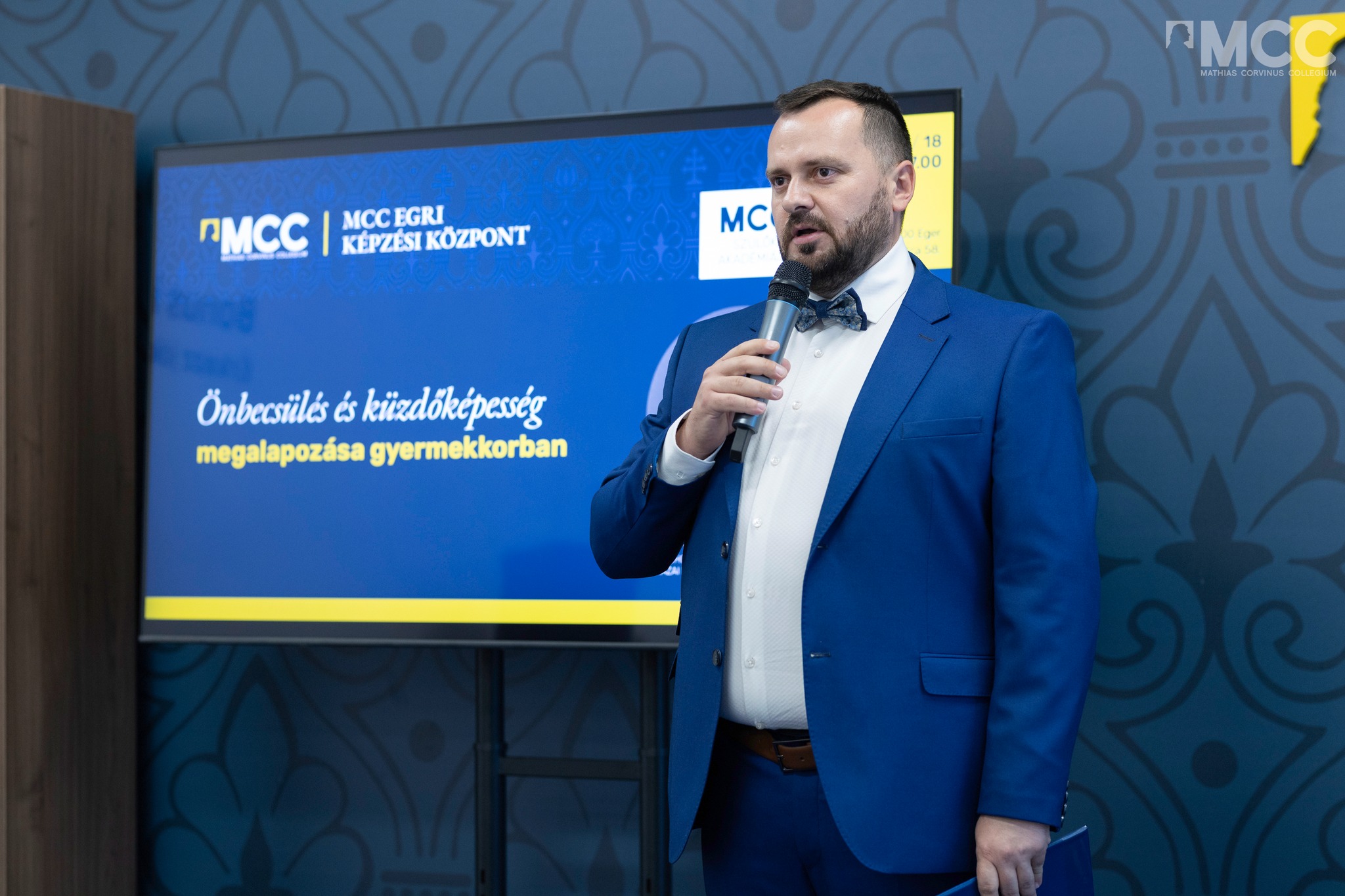 Füleczki István. Képviselet-vezető MCC