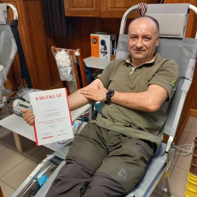 Messenger creation F7069DB2 23F2 40ED BD68 0CDEF58BDEAD