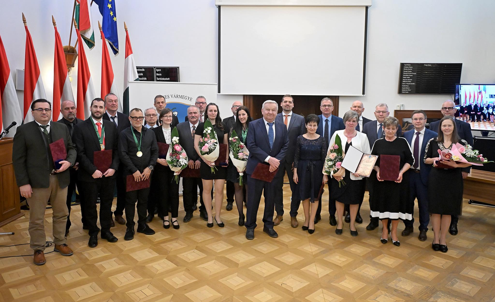 Rangos elismeréseket adtak át Heves vármegyében – sportolók, szakemberek és...