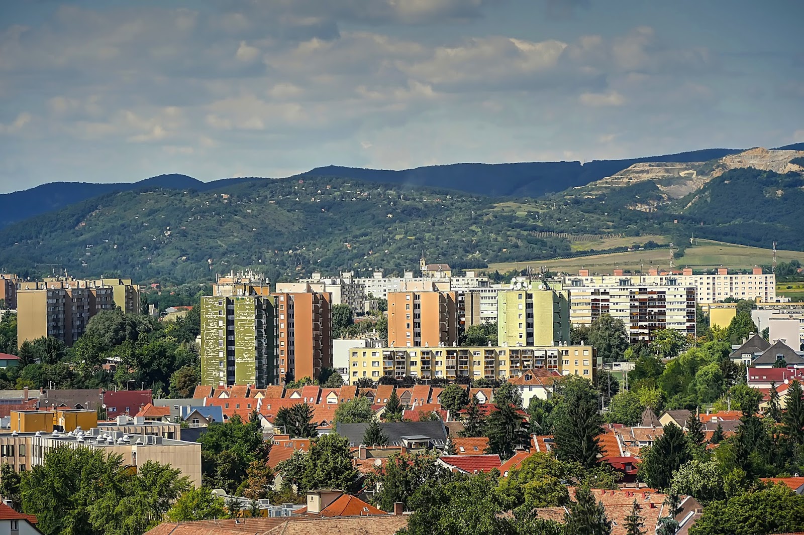 Felsovaros